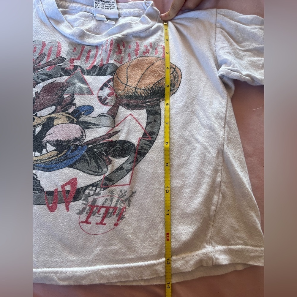 Vintage Looney Tunes Taz Basketball T-Shirt - Picture 6 of 7